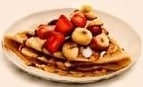 Crêpe con Frutas y Sirope